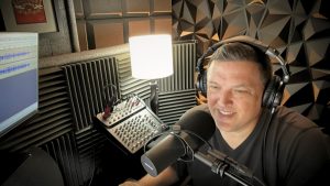 Dave Hondel - The Stage Door Show